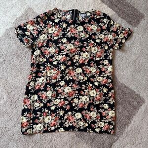 Alice & You Women Black Floral Viscose Short Sleeve Zip‎ Back Top Size 14 LC276